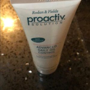 Proactiv advanced daily oil control
